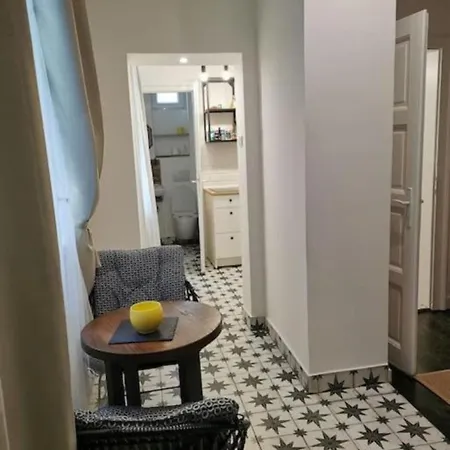Apartment Golden Age Hollywood Promo Price!